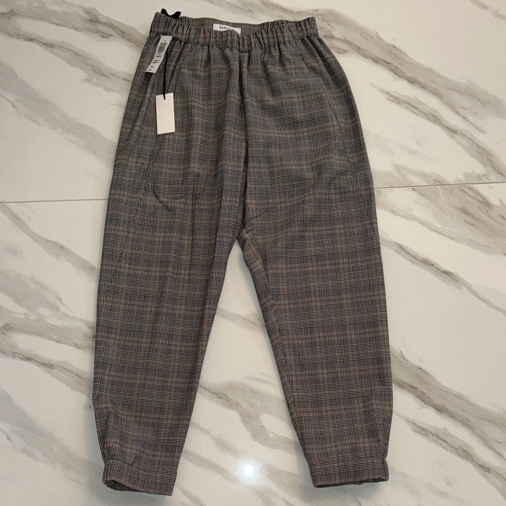 Babaton pull-on Ankle Pants